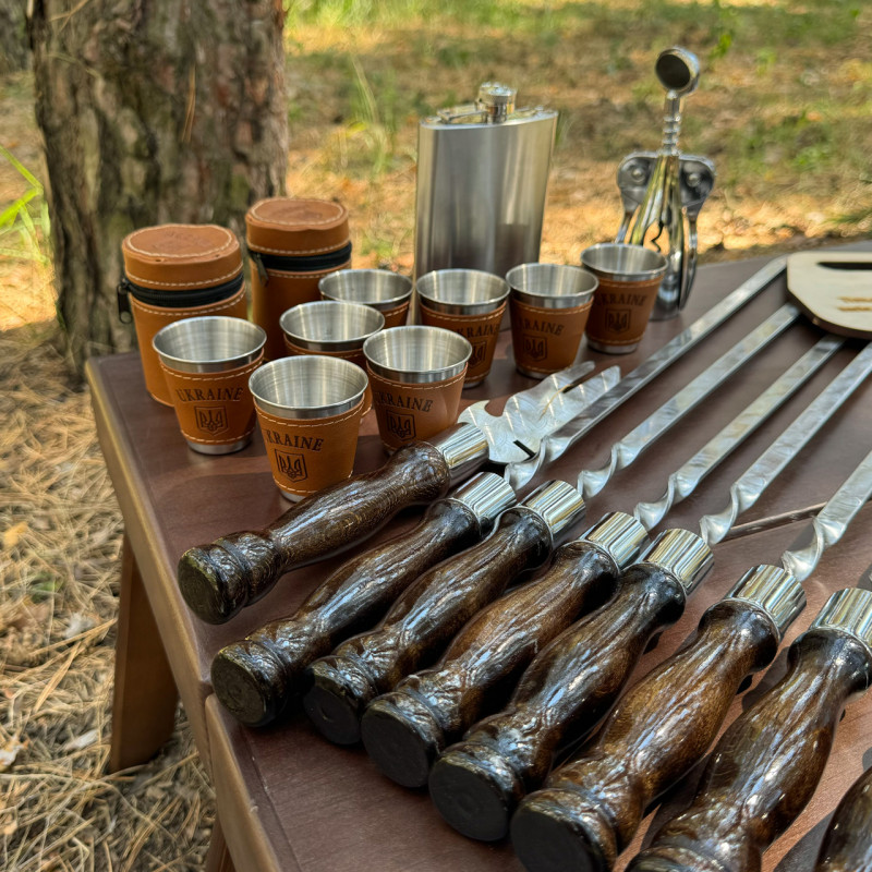 Подарочный набор Mzavod Атаман кейс-столик темный