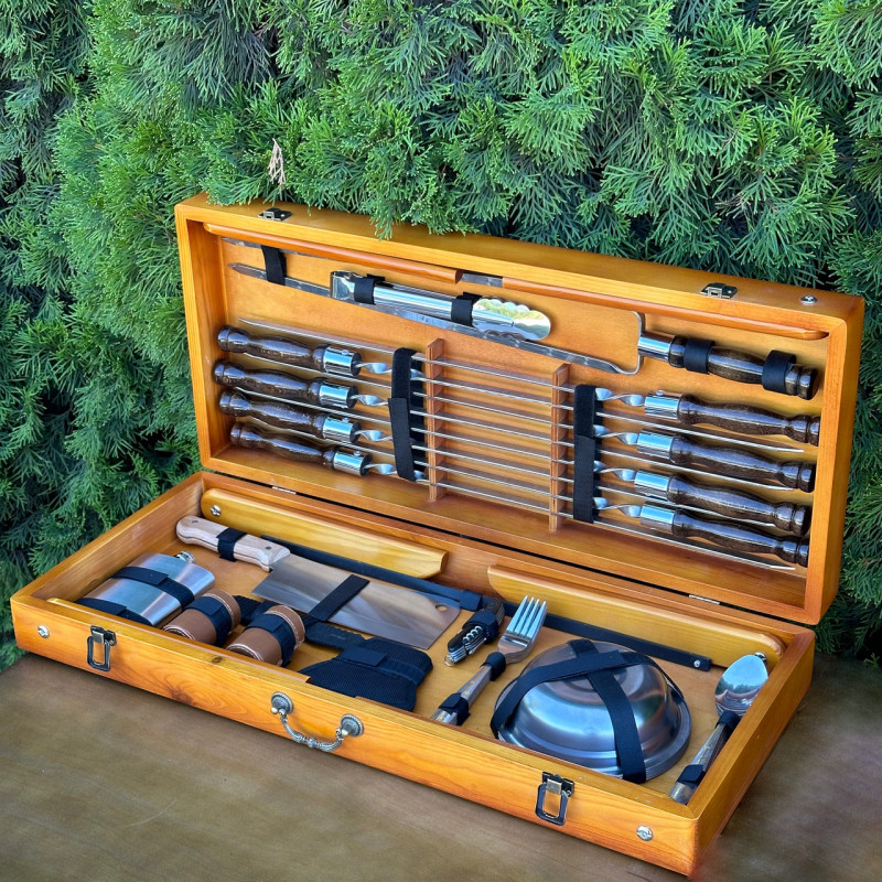 Подарочный набор Mzavod Пикник кейс-столик светлый