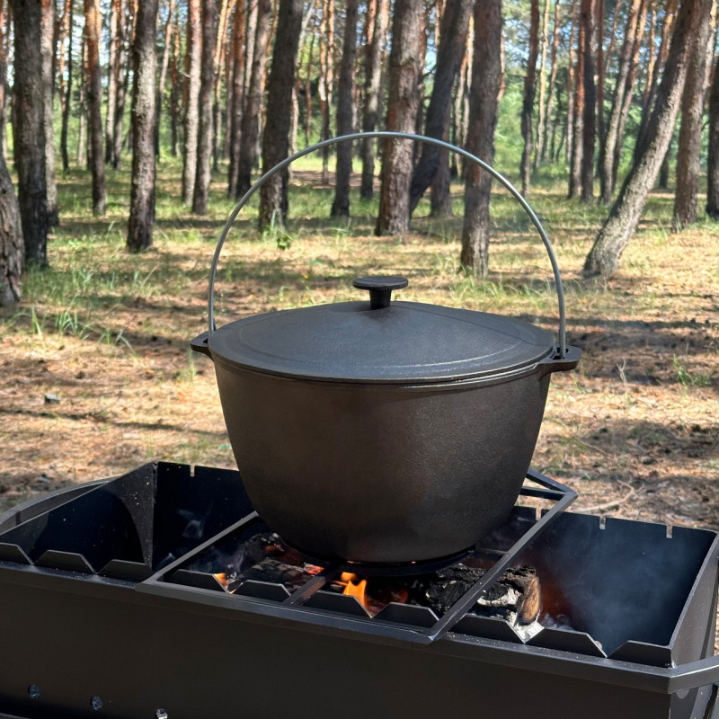 Казан туристический КТ-08 чугунный с крышкой 8л