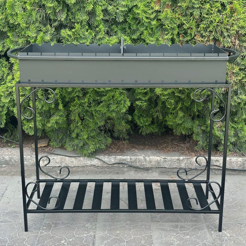 Мангал Mzavod Гефест на 15 шампурів 3мм на дровниці