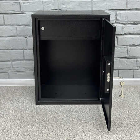 Офисный сейф СБЕ-550 черный