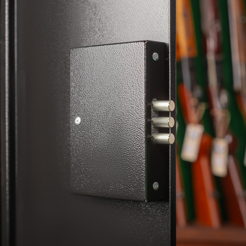 Сейф оружейный ШОЕ-1400, черный