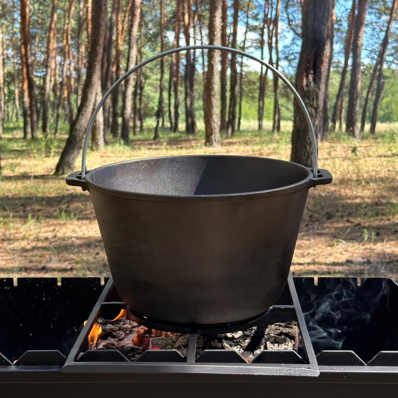 Казан туристичний КТ-10 чавунний з кришкою 10л