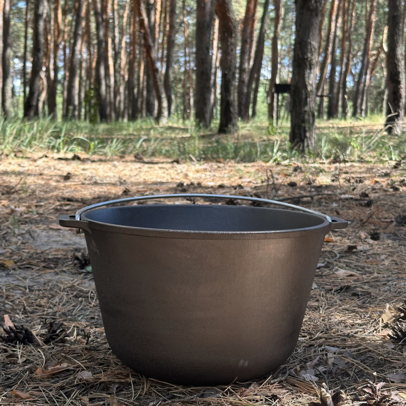 Казан туристичний КТ-10 чавунний з кришкою 10л