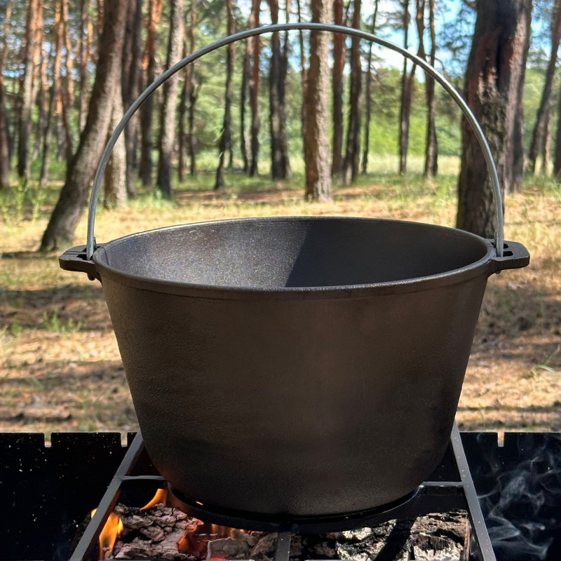 Казан туристический КТ-12 чугунный с крышкой 12л
