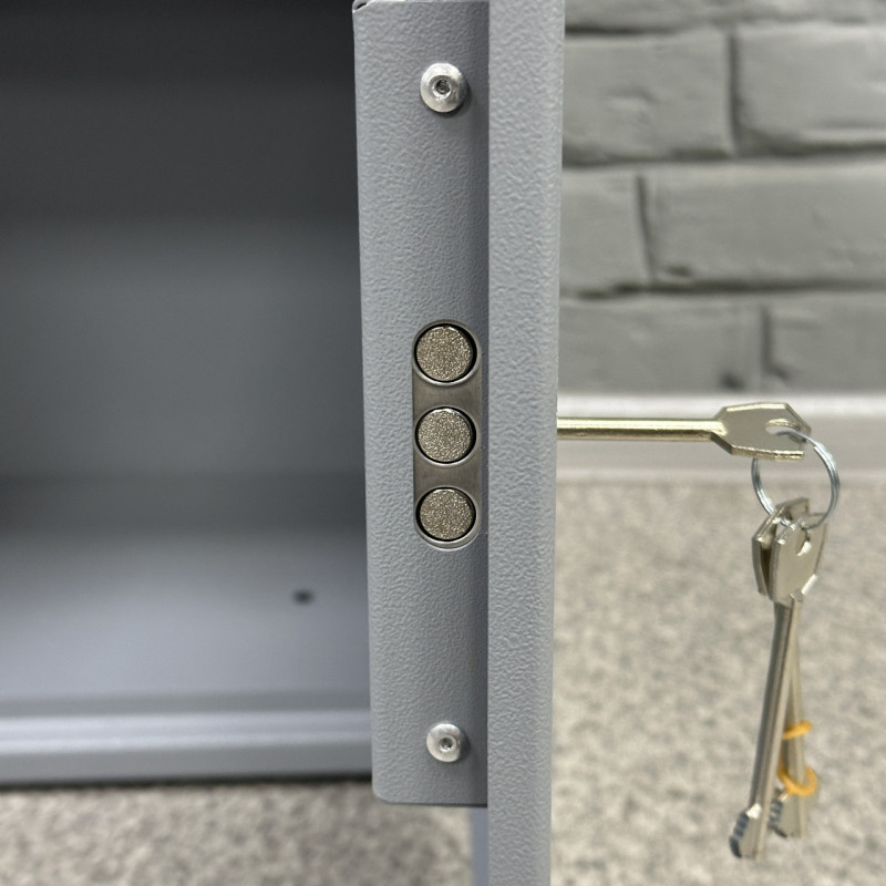 Офисный сейф СБЕ-550 серый