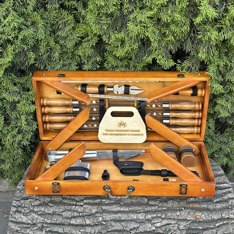 Подарочный набор Mzavod Атаман кейс-столик светлый