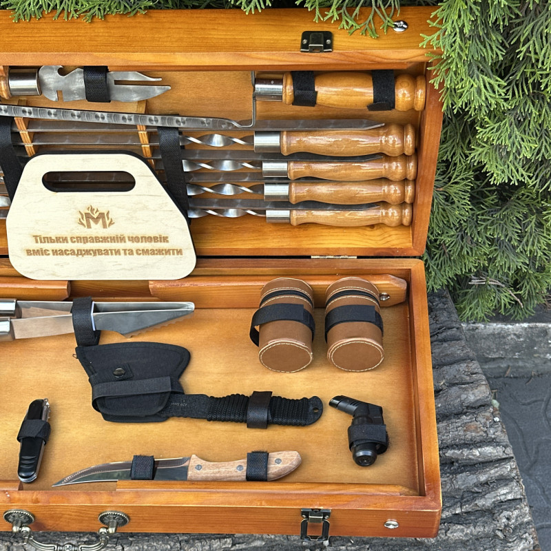 Подарочный набор Mzavod Атаман кейс-столик светлый