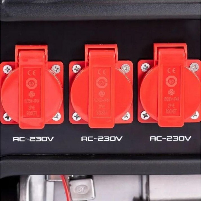 Бензиновий генератор Black Tools 13606 3.5 кВт 7HP 212см³