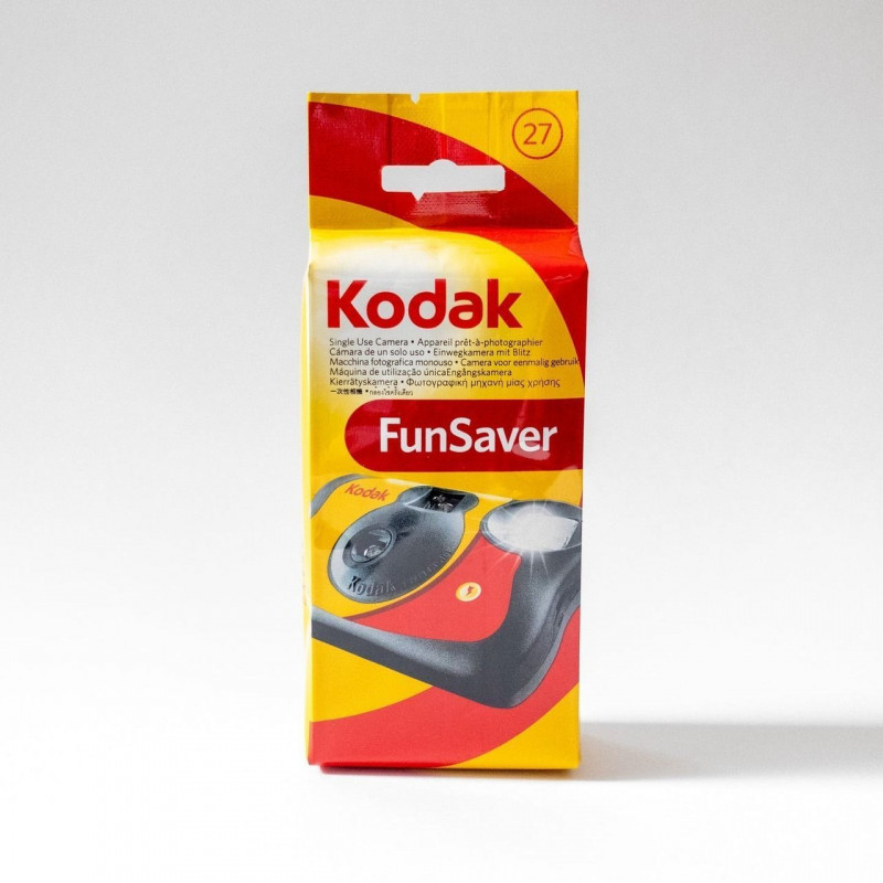 Одноразова плівкова фотокамера Kodak FunSaver на 27 кадрів MAX 800 зі спалахом (фотоплівка+батарейка)
